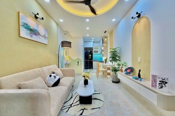 Sài Gòn Luôn Tấp Nập, Về Đến Nhà Yên Tĩnh Nên Thơr 2 Lầu 3 Pn (Có Pn Trệt) Lê Quang Định, Trục