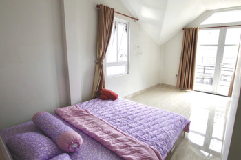 Cho Thuê Villa Full Nội Thất Cơ Bản Đồi Thông Tin Phường 8 Giá 12Tr