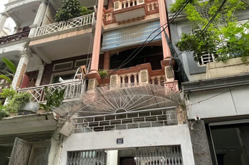 Chính Chủ Cho Thuê Nhà 4 Tầng Mặt Phố Bế Văn Đàn , Quang Trung ,Hà Đông ,Hà Nội