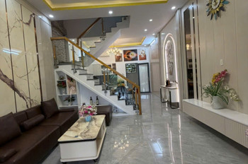 Nhà Đẹp Full Nội Thất – Dọn Vào Ở Ngay
