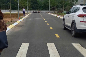 Bán Đất Thổ Cư Sổ Đỏ 100M2, Mặt Tiền 6M, Đường 21A, Phú Cát, Quốc Oai, Hà Nội. Giá 4.5 Tỷ. Lh:
