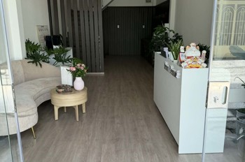 Share Mặt Bằng Chỉ 4Tr Hợp Tác Cùng Bạn Làm Nail Tại Khu Quy Hoạch Mạc Đĩnh Chi, Đà