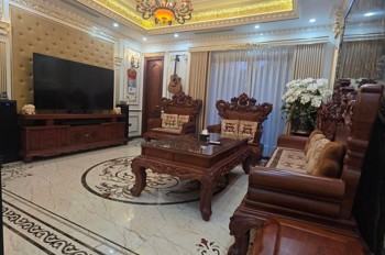Bán Nhà Việt Hưng 80M2- 5 Tầng- Vỉa Hè, Ô Tô Tránh- 20 Tỷ