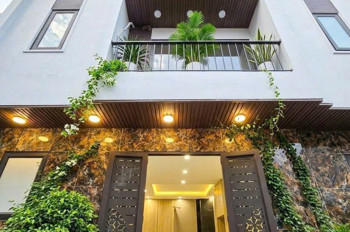 Bán Nhà Phúc Lợi 6 Tầng,Thang Máy, Full Nội Thất, Nhà Đẹp Sang Hiện Đại