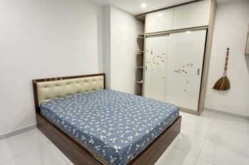 Cần Bán Căn 60 M2 Chung Cư Blue Star - Gia Lâm, Giá Chỉ 66Tr/m2, Lh 0985865658