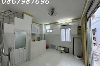 Nhà 2 Tầng Lê Đại Hành _ Góc 2 Mặt Thoáng ( Hẻm 2 Xe Máy 2,3M ) Giá: 2,45 Tỷ