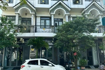 Bán Nhà 3 Lầu + 2 Sân Thượng – Khu Phân Lô Đường 13M – Lê Thị Riêng, Q.12