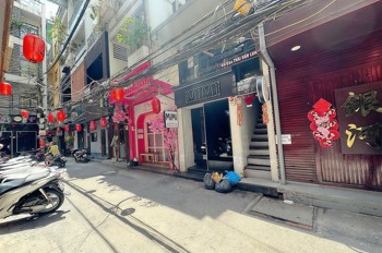 Chính Chủ Cần Bán Nhà Mặt Tiền Hẻm Xe Hơi Đường Thái Văn Lung, Quận 1 - Khu Hiếm Nhà Bán