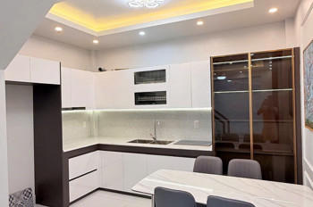 Còn Duy Nhất 1 Căn 3 Tầng Kì Bá Gần Chất Lượng Cao, Đẹp, Thoáng, Cách Mặt Đường Phan Bá Vành 15M