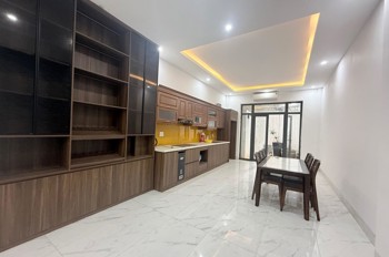 Bán Nhà - Ngô Gia Tự - Nhà 4 Tầng Dân Xây Đẹp Lung Linh - Tặng Full Nội Thất - 79M - Nhỉnh 10 Tỷ