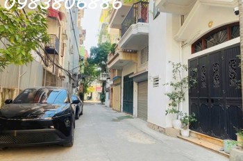 Nhà 6 Tầng Phố Nguyễn Sơn -Long Biên -40M2 .13 Tỷ- Thang Máy -Gara Tô -Lô Góc