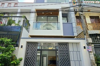 Bán Nhà Mặt Phố Đường Trường Lưu, Q9, Thủ Đức, Tp Hcm. Dt 50M2, 3 Tầng, Sh. Giá 4,7 Tỷ