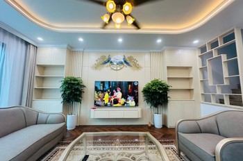 Bán Tòa Nhà Phân Lô Phạm Văn Đồng - 7 Tầng - Mt 15M - Lô Góc - Ô Tô Tránh
