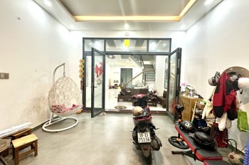 Bán Nhà Đường Số 6, Kdc Êm Đềm, Linh Xuân, Thủ Đức, Tp Hcm. Dt 90 M2, 4 Tầng. Giá 8,9 Tỷ