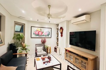 Một Căn Duy Nhất Tầm Tài Chính 11 Tỷ 32M 6T Thang Máy Phố Hào Nam Lô Góc Gần Ô Tô Nhà Đẹp Full Nội