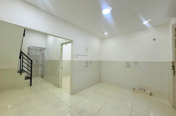 H2410 Chủ Ngợp Xiết Nợ, Bán Lỗ Hơn Giá Đền Bù!