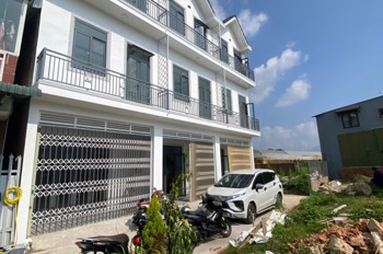 Bán Căn Góc Cực Hiếm – Nhà Mới View Đẹp Đường Trạng Trình – Cách Hồ Xuân Hương 400M