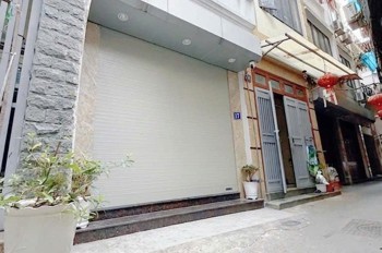 Bán Nhà Trung Tâm Cầu Giấy 9.8 Tỷ – 6 Tầng – Nội Thất Đẹp – Ở Ngay