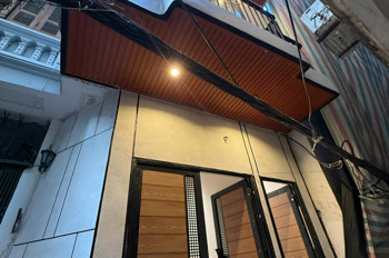 Bán Ccmn Ngọc Khánh - Ba Đình 40M² - 7 Tầng Thang Máy - 13.X Tỷ