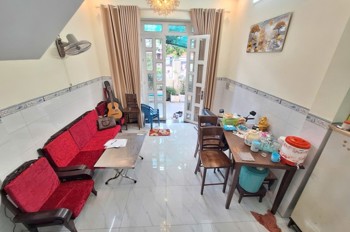 Bán Nhà 3 Tầng Đường Số 8, Linh Trung, Thủ Đức, Tp Hcm. Dt 106M2, Sổ Hồng Riêng, Giá 7.5 Tỷ