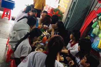 Sang Quán Cơm Đang Hoạt Động Ổn Định – Mặt Bằng Không Cọc, Thuê Chỉ 4 Triệu/tháng
