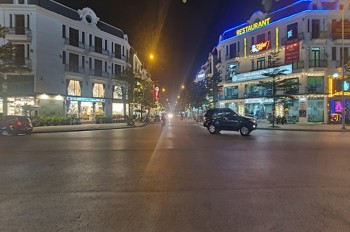 Siêu Phẩm Mặt Phố Thành Trung Trâu Quỳ, Gia Lâm. 600M2 Sàn, Mt 6M Giá Tốt 0392248515