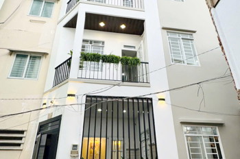 Nhà Đẹp Sang Trọng Cách Mt 10M Âu Dương Lân P3 P.chánh Hưng Q8