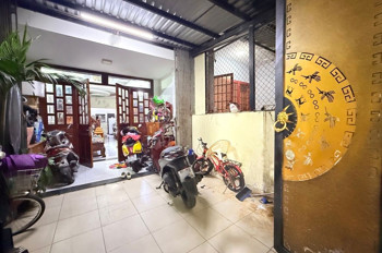 [H2464] Nhà Btct 1/ Phạm Văn Bạch Sát Bên Sân Golf, Giá 7.X Tỷ