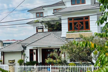 Biệt Thự Sân Vườn Đẳng Cấp View Đẹp – Trung Tâm Đà Lạt, Cận Kề Trục Đường Chính