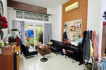 Bán Nhà Ngang Khủng Hơn 6M - Hẻm Xe Hơi - 2 Tầng- Nhỉnh 7 Tỷ Xíu