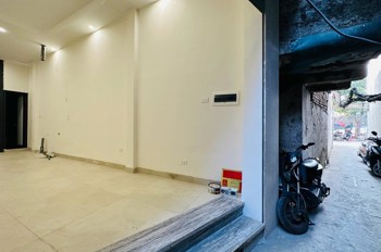 Nhỉnh 9 Tỷ , Thang Máy , 10M Ra Phố Phương Mai, 6 Tầng Thang Máy, Wiew Hồ, Ánh Sáng Tươi Cả Ngày