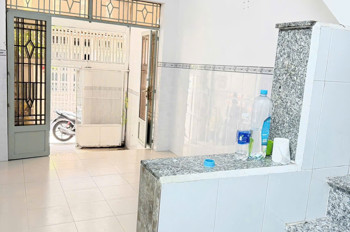 Bán Nhà Hẻm Ba Gác Máy Q4 Ngang 3 Dài 11 Đúc Bê Tông