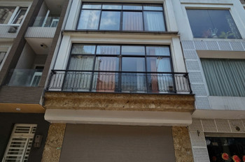 Cho Thuê Nhà, 99M2_ 4.5T; Hoàng Quốc Việt, Tô Hiệu, Nghĩa Tân -26 Tr