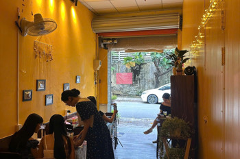 Sang Nhượng Quán Cà Phê Chill – Full Nội Thất, Vào Là Kinh Doanh Ngay - Quận Gò Vấp