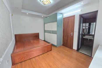 Nhà Đẹp 5 Tầng - 33M² Tại Phúc Lợi, Chỉ 6,2 Tỷ