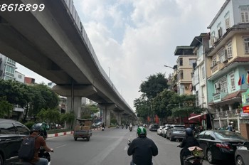 Bán Tòa Văn Phòng Mặt Phố Hào Nam - Đống Đa - Thông Sàn - 55M2 - 7 Tầng Thang Máy- Giá 42 Tỷ