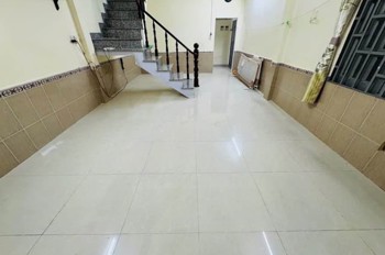 Chủ Vừa Gửi Trưa Nay! Chỉ Cách Đường Nguyễn Oanh 200M - Nhà 2 Tầng - 4.2M X 12M