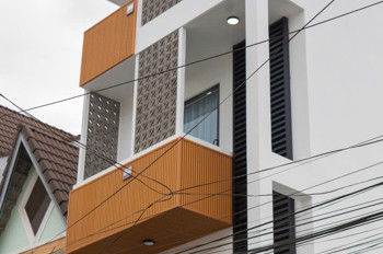 Tòa Nhà Căn Hộ 5 Tầng Hiện Đại – Có Sân Ô Tô – Trung Tâm Phường Xuân Hương (P.4 Cũ) – Sẵn Dòng Tiền
