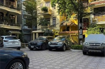 Chỉ 9.9 Tỷ-35M X 5T-Duy Nhất 1 Căn Có Thang Máy-Ở Ngay-Giá Quá Rẻ-Kim Mã, Ba Đình, Hn