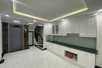 Nhà Mặt Ngõ Phúc Lợi 50M² – 6 Tầng – Thang Máy – Full Nội Thất