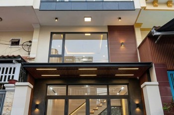 [Hiệp Bình Chánh] Nhà Mới 3 Tầng Đẹp Lung Linh - Hẻm Xe Hơi Thông - Đối Diện Gigamall Và Đh Luật 