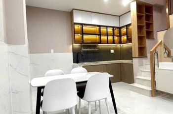 Nhà Mới Điện Biên Phủ, Quận Bình Thạnh, 2 Tầng, 4 X 8.6, Giá 6.15 Tỷ