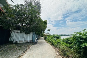 Biệt Thự View Sông Cầu – 220M² – 4 Tầng Đẳng Cấp – Ô Tô Vào Nhà – View Sông Tuyệt Đẹp – Chỉ 33 Tỷ