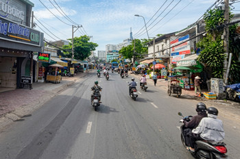 [L2575*] Mặt Tiền Nguyễn Xí 5.1M Kinh Doanh Đỉnh, Sát Bến Xe Miền Đông, Giá 13.X Tỷ!