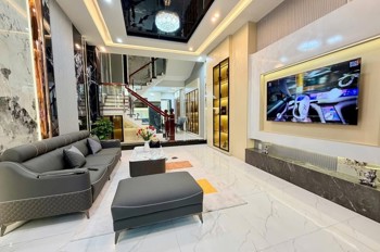 Nhà 3 Tầng Full Nội Thất Đường Dương Đức Hiền - Gần Biển