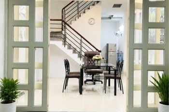 Chỉ 6 Tỷ 1- Nhà 3 Tầng – Hẻm Xe Hơi 6M