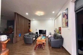 Biệt Thự Lô 90 Đức Trọng – 3 Mặt Tiền Đắc Địa – Giá 11 Tỷ!