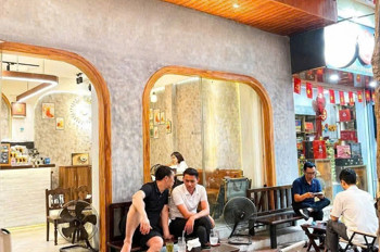Sang Nhượng Quán Cafe Mặt Ngõ Ô Tô Tránh Đỗ Quang - Cầu Giấy