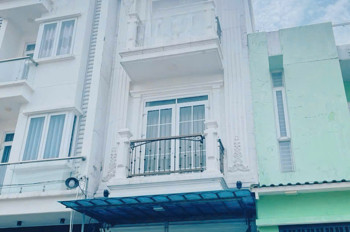 Nhà Phố 4 Tầng, Hàng Xóm Vạn Phúc - 68M2 – Nhỉnh 10 Tỷ - Đường 10M – Ôtô Dậu Trước Nhà