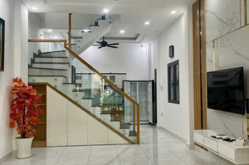 Lâu Lâu Có 1 Căn 4 Tỷ 850 Hẻm Xe Hơi